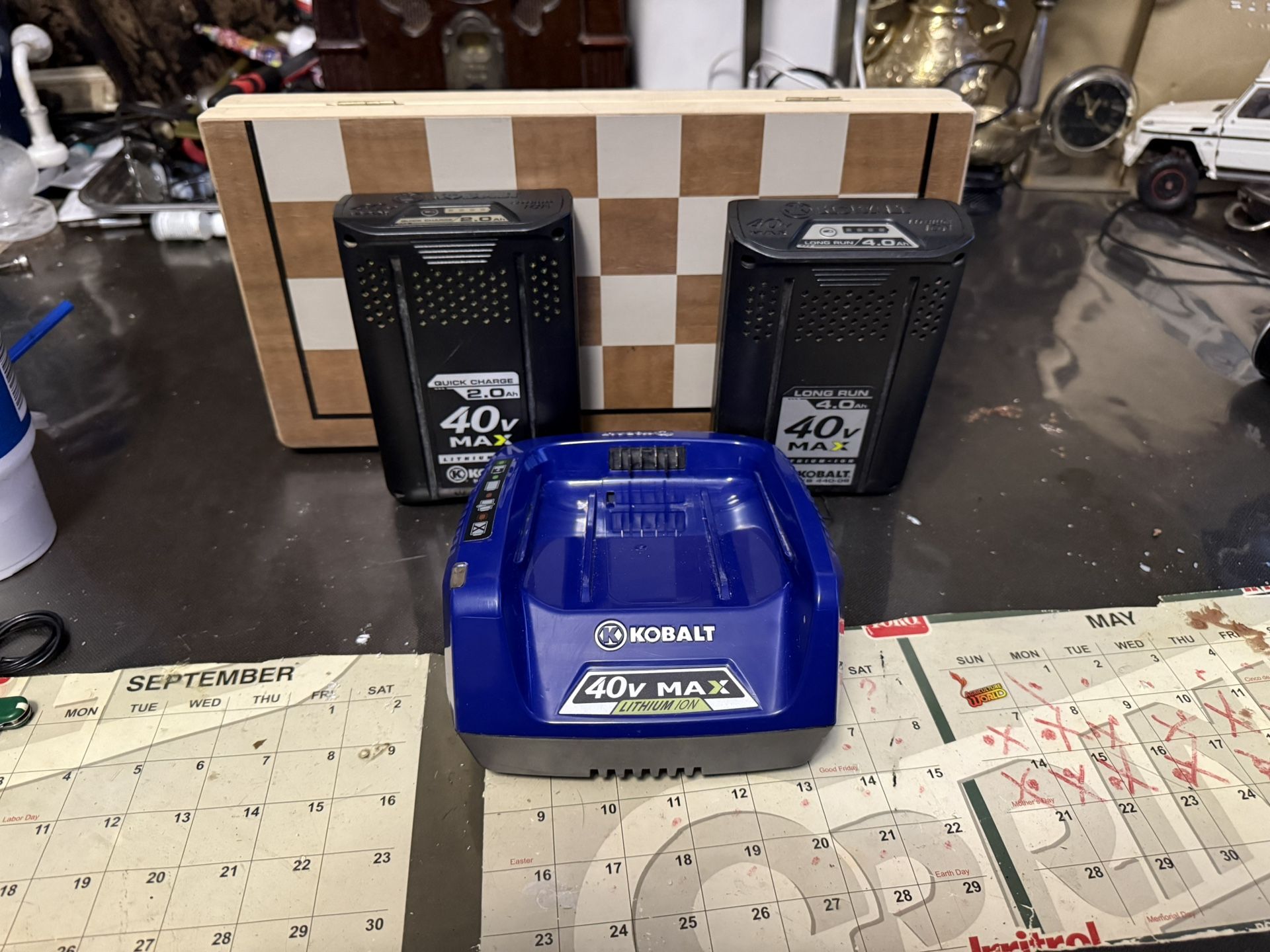 40 V Max Lithium Ion Cobalt Charger 2Ah & 4Ah Battery