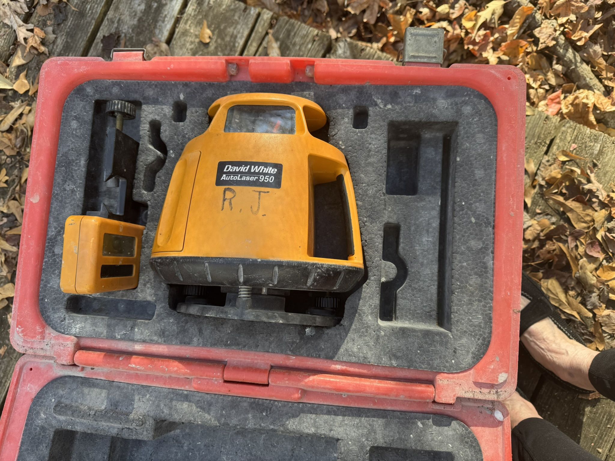 DAVID WHITE AUTO LASER. 900