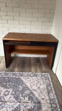 Sturdy oak desk