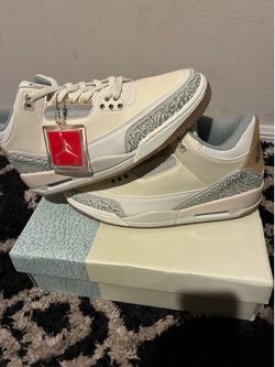 Jordan 3 craft ivory (size 10)