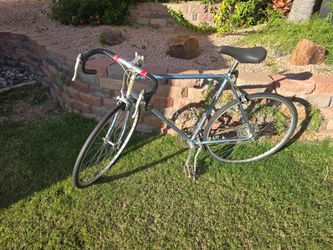 Nishiki Vintage Road Bike with Drop Handlebars