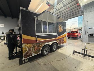 14 Ft Food Trailer / Remolque de Comida