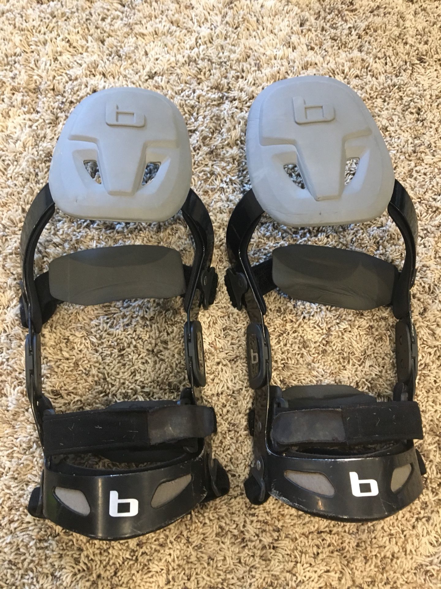 Bledsoe knee guards for lineman. Paid $365. Used one season. https://www.dme-direct.com/bledsoe-nzone-football-knee-brace-system