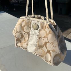 Vintage Coach Shoulder Bag