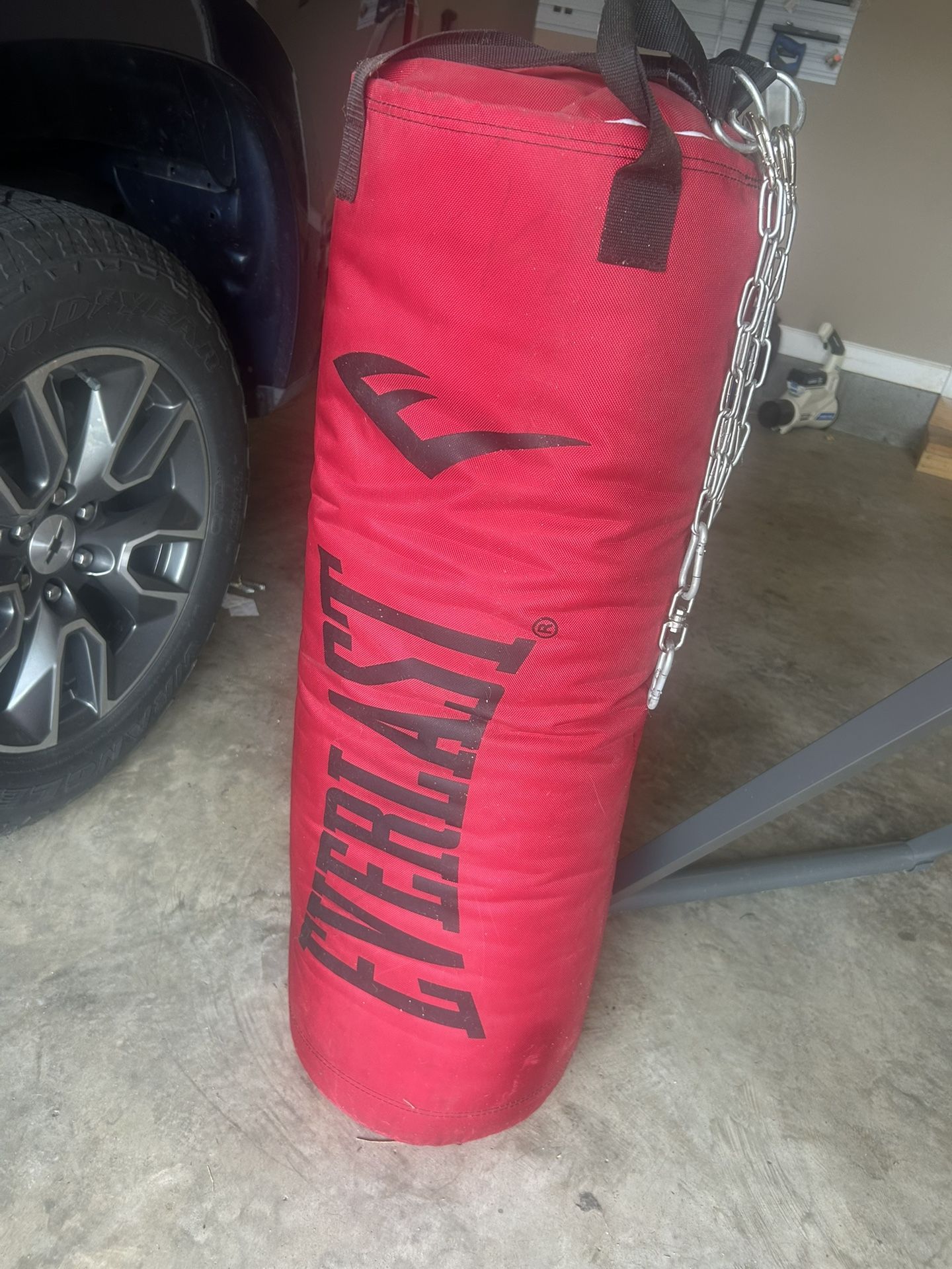 π₯ Everlast Red Heavy Punching Bag π₯
