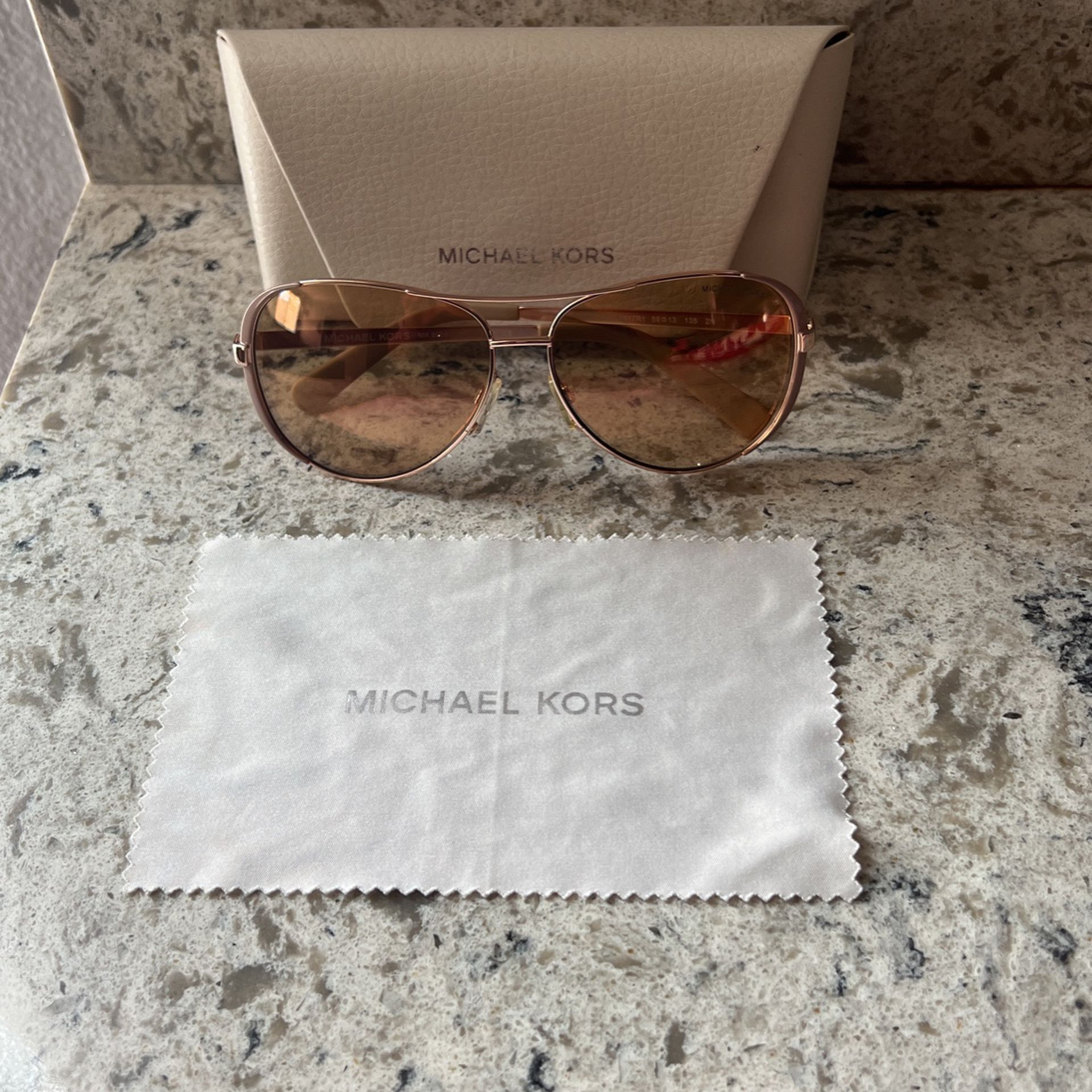 Uundgåelig spion At forurene Michael Kors Sunglasses for Sale in Winchester, CA - OfferUp