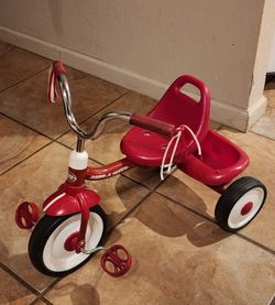 Radio Flyer Kids Red Tricycle