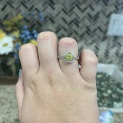 Peridot Ring 