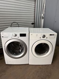 Fully functioning washer and dryer