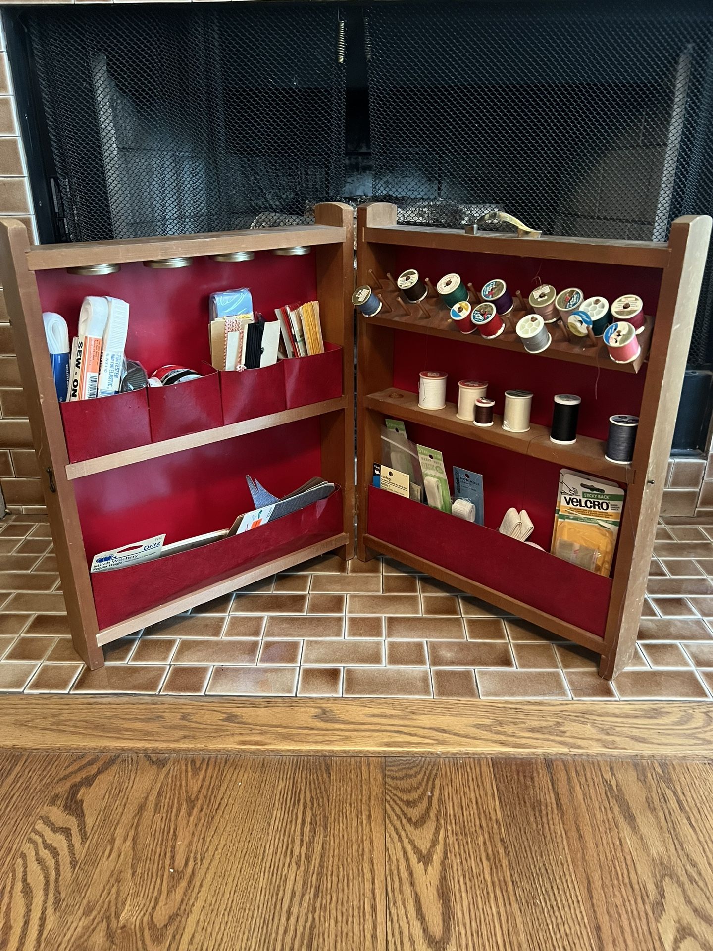 Vintage Folding Travel Sewing Storage