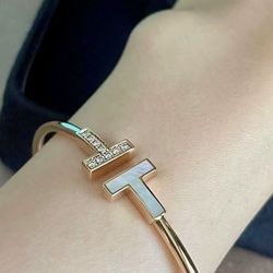 Fashiona Bracelet 