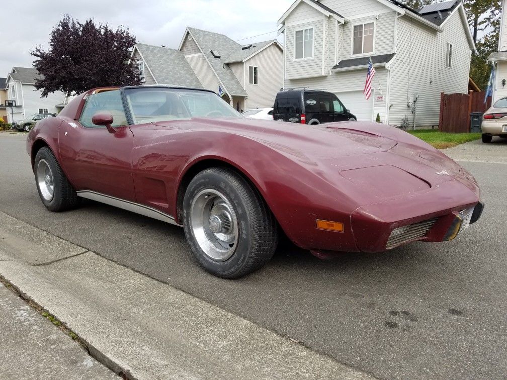Parts Fix Up or Drive: 1976 Corvette 4 speed manual t tops