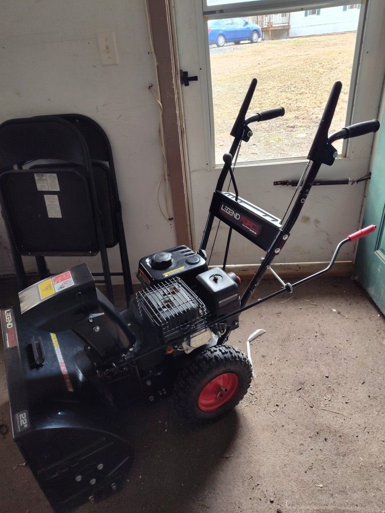 Ledged Snow Blower