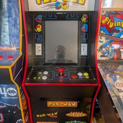Pac-Man  arcade