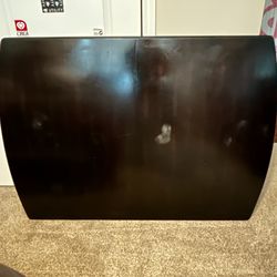 Dining Table and Chairs - Cash only and MUST Pick Up