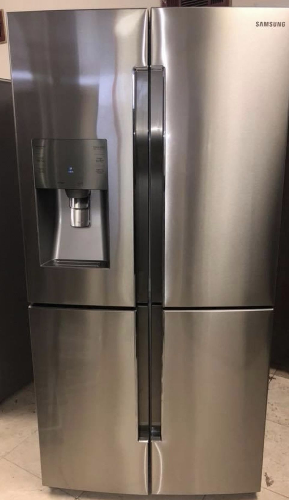 Refrigerator 