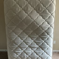 Double Bed Mattress And Box Spring 