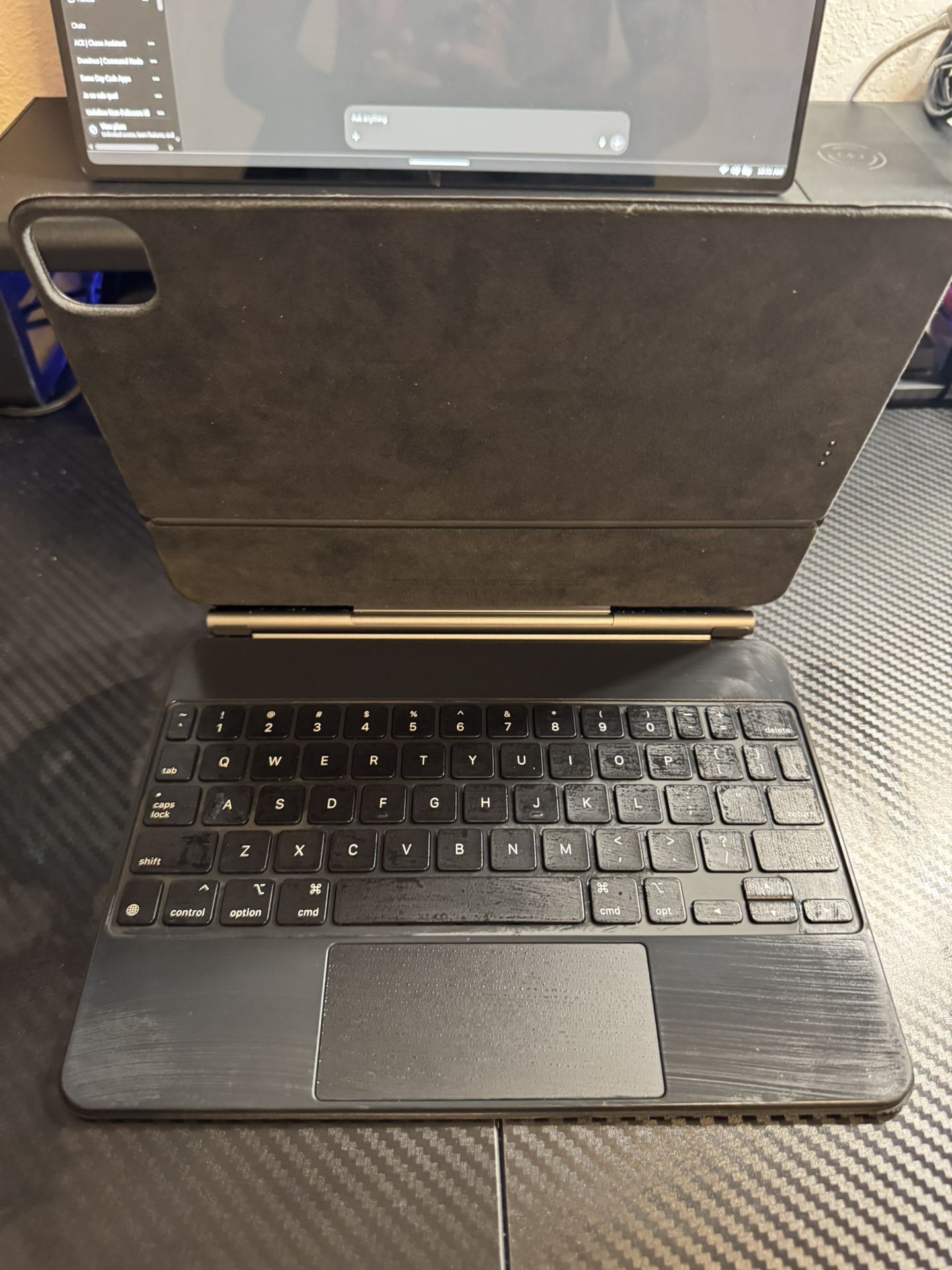 Apple Magic Keyboard - iPad Pro 11