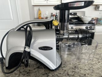 Omega Cold Press Juicer