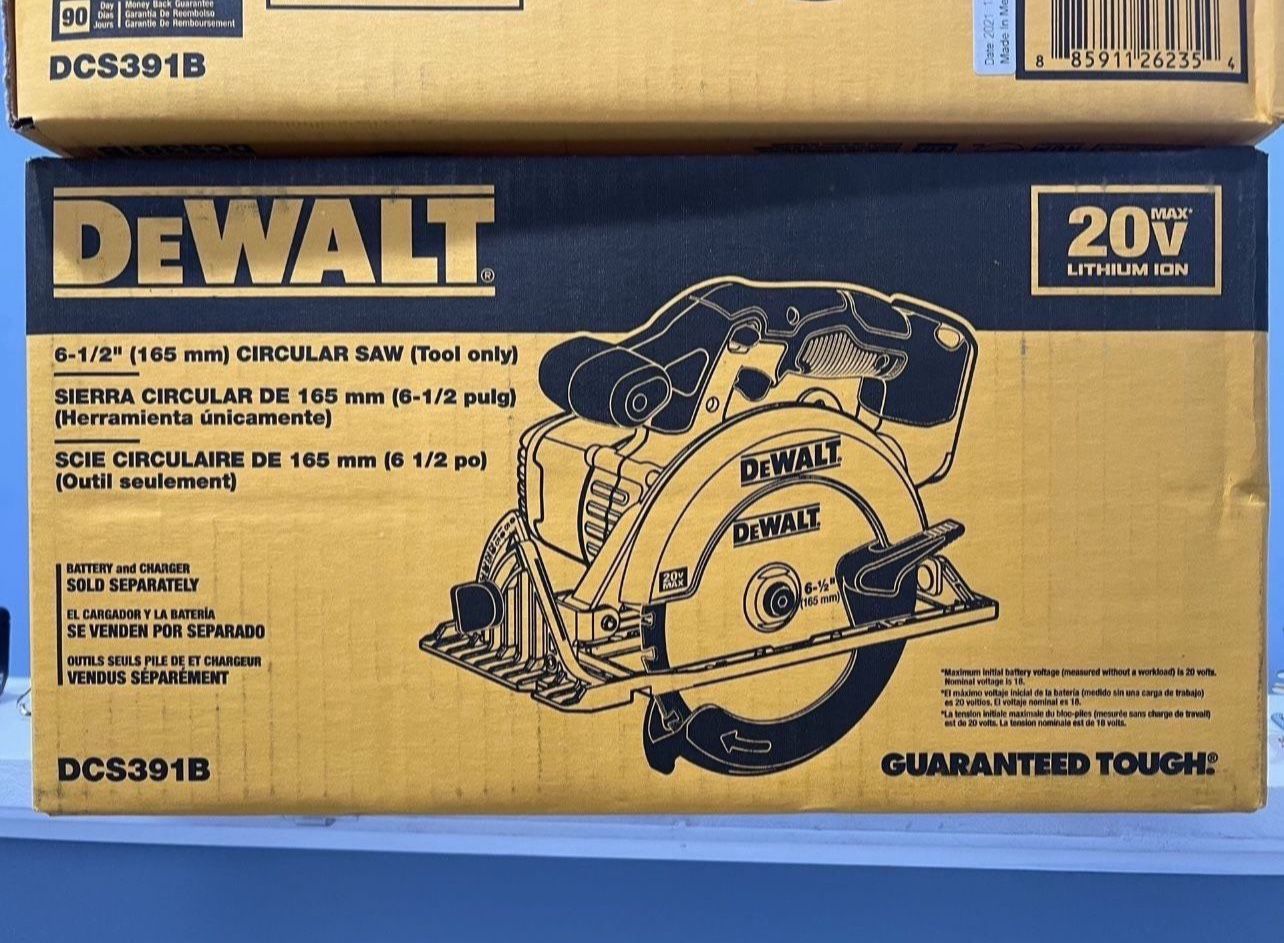 New in Unopened Box DEWALT 20-Volt MAX Lithium-Ion Cordless 6-1/2 in. Circular Saw (Tool-Only) $100 Firm 