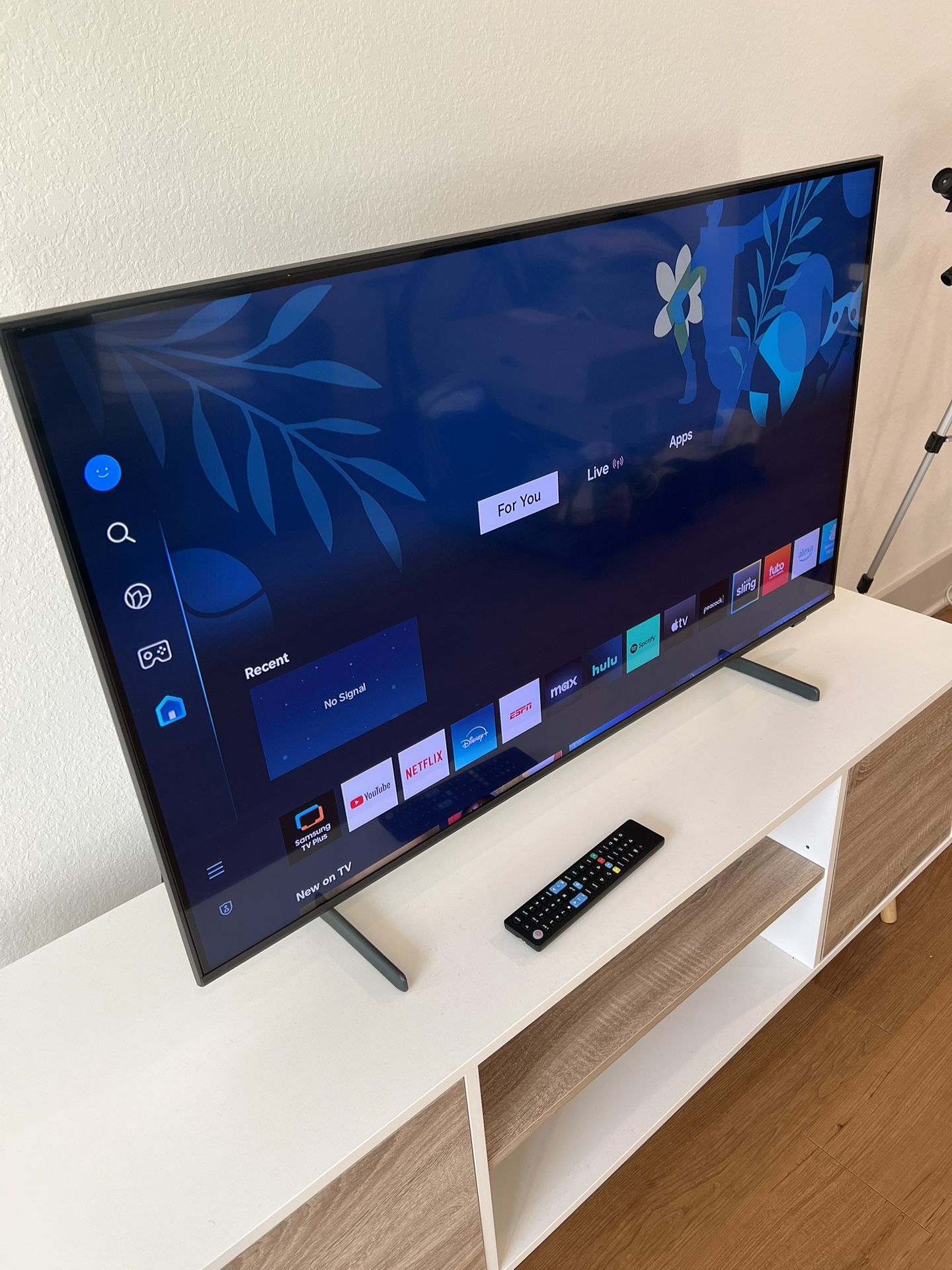 43 in Samsung QLED TV