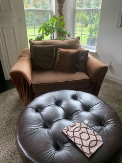 Oversized Armchair & Tufted Ottoman Set – Cover & pillows Included
