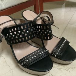 Charles David Black Leather Studded Platform Sandals Size 10