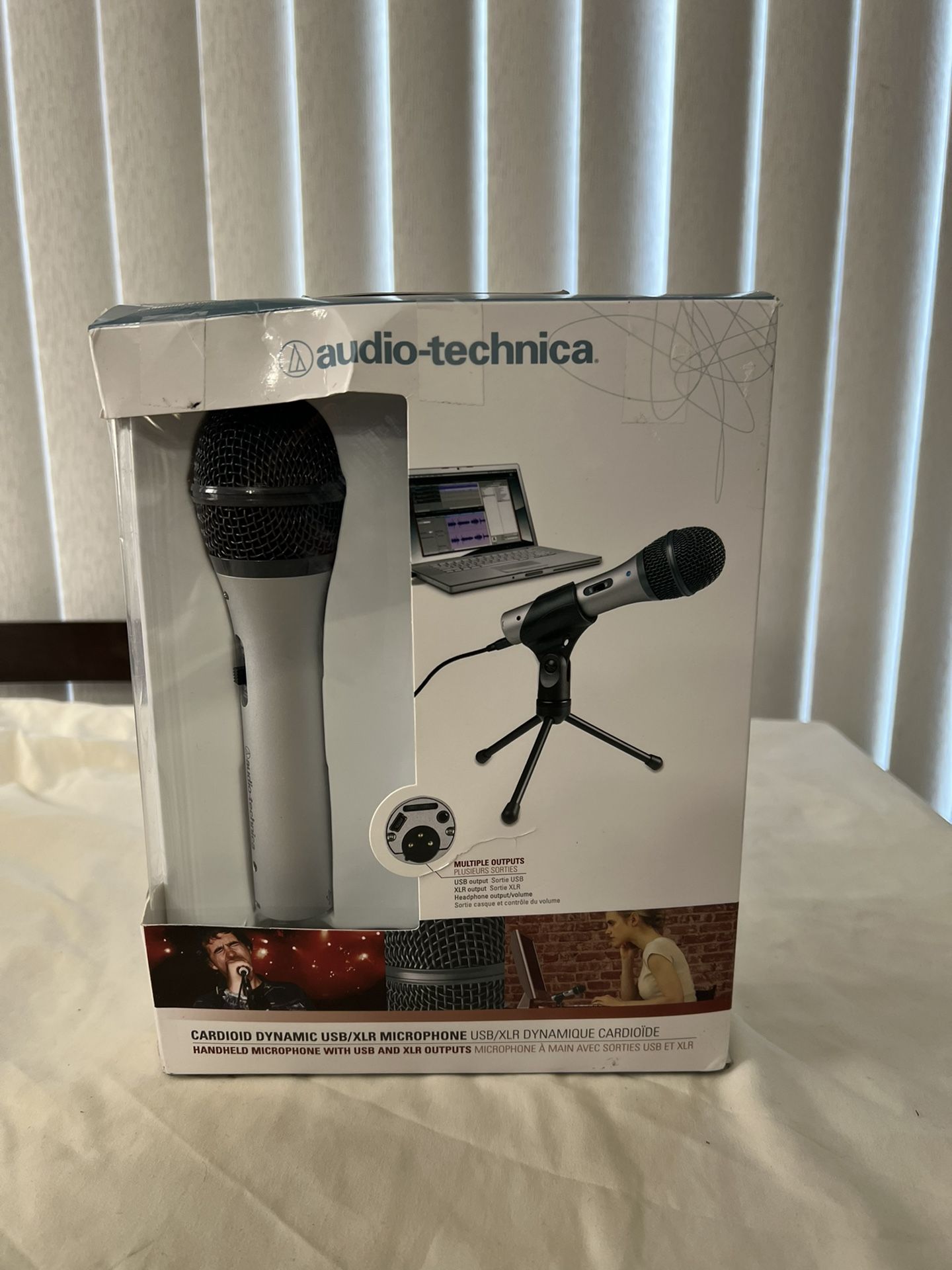 Audio-Technica ATR2100-USB Cardioid Dynamic USB/XLR Microphone Handheld open Box