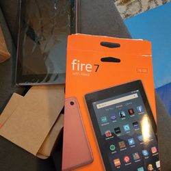 Fire 7 tablet. 7" display. 16 GB storage, plumb color. Like new.

