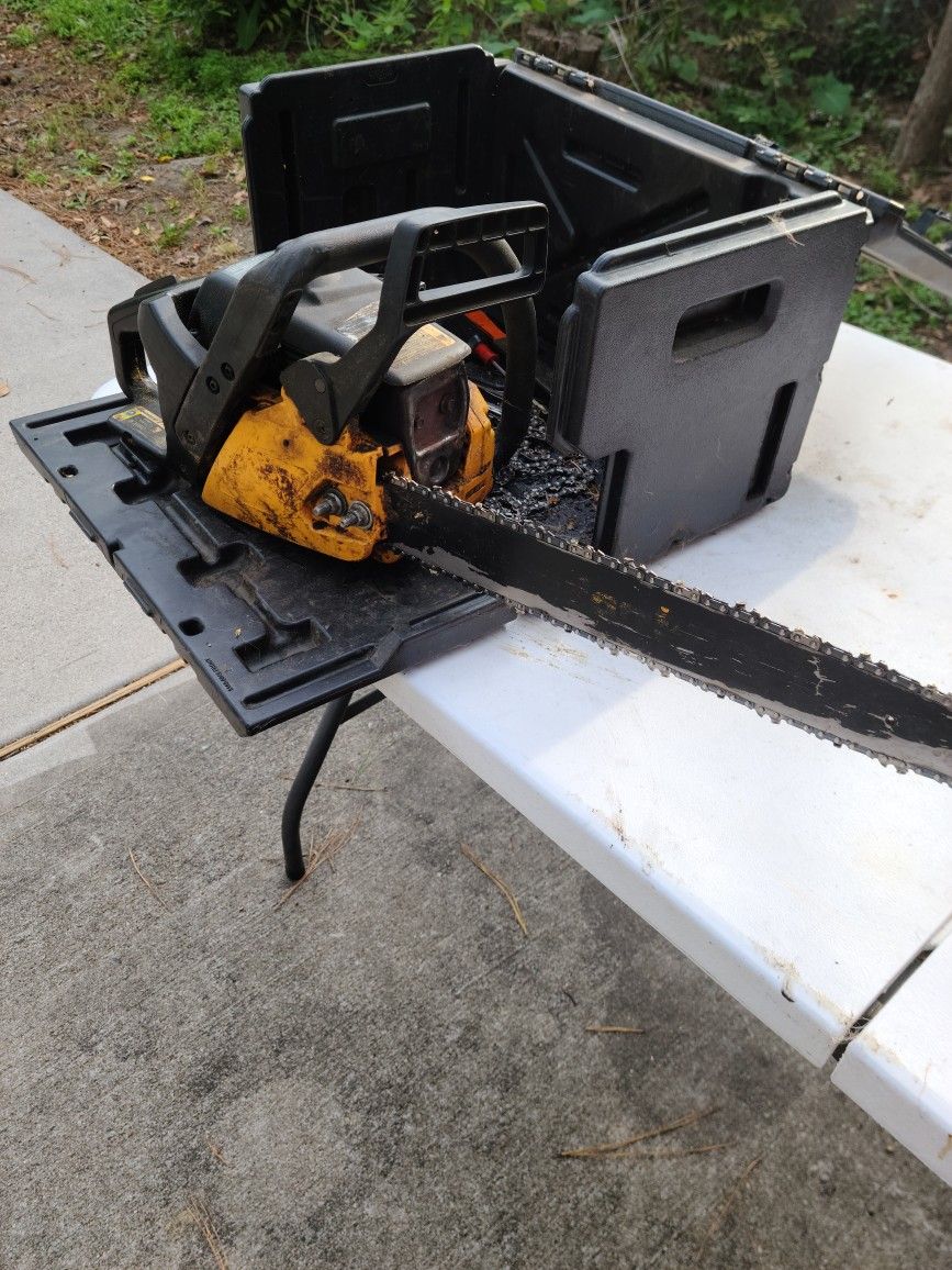 Poulan Pro 260 Chainsaw