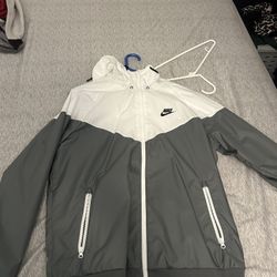 New Nike Wind Breaker 