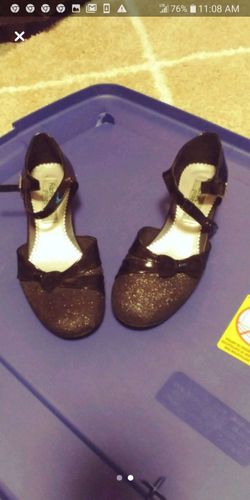 Kids dress heels size 4