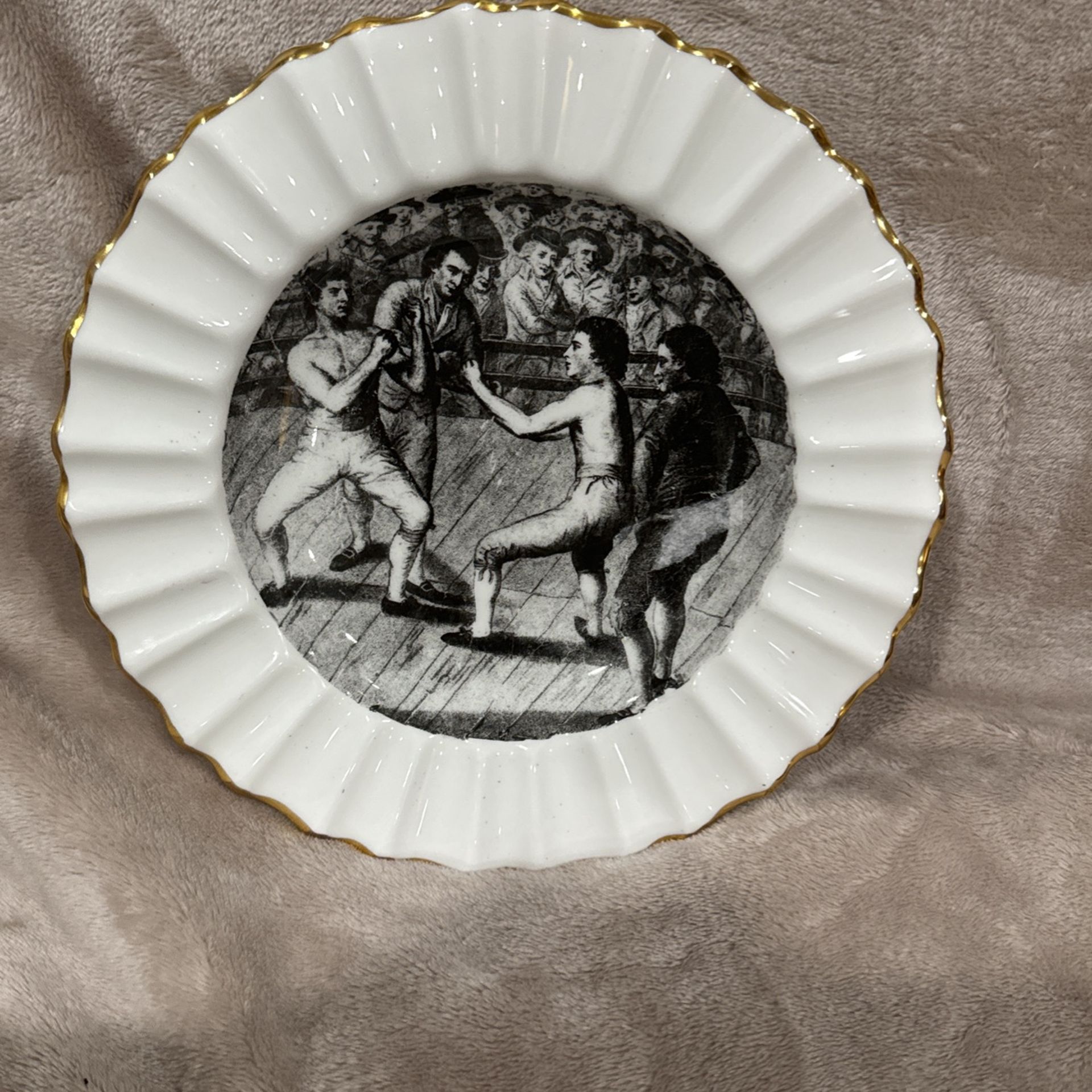 Crown Staffordshire porcelain plate, The Great Contest Betwe...