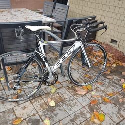 Felt nany b16 road bike
