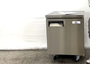 NSF Undercounter refrigerator 27 ins UUC-27R