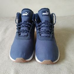 Brand NEW! PUMA Winterized Gum Bottom Size 10.5