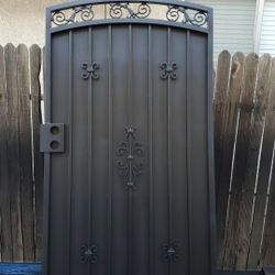 I Build Custom rot iron doors, gates, & fences