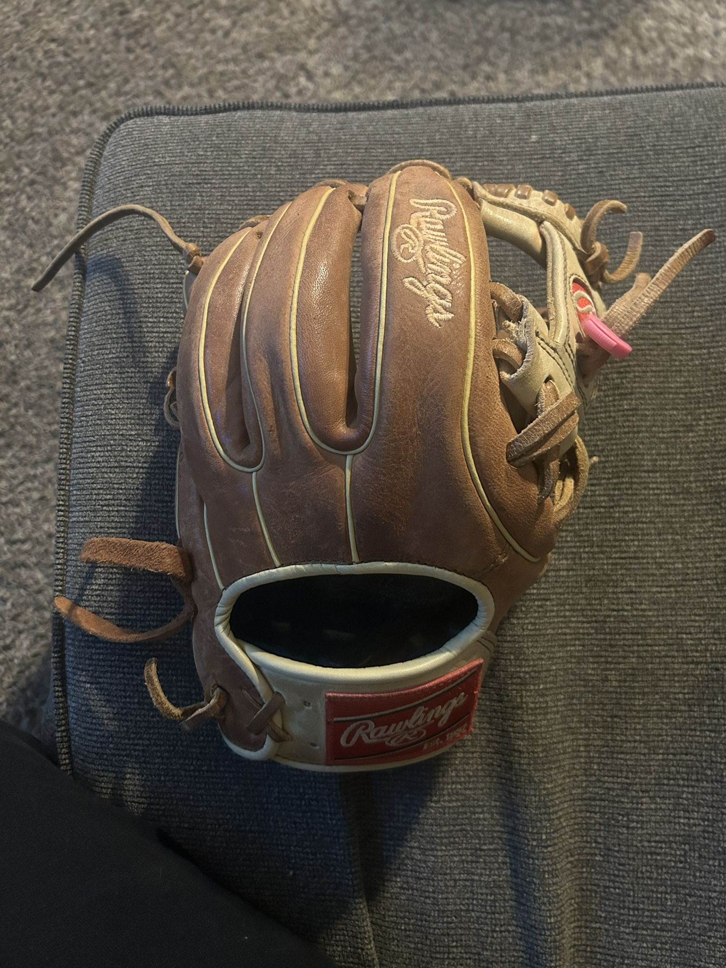 Rawlings Glove