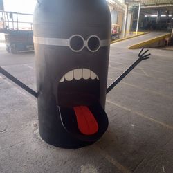 Minion Firepit yard art