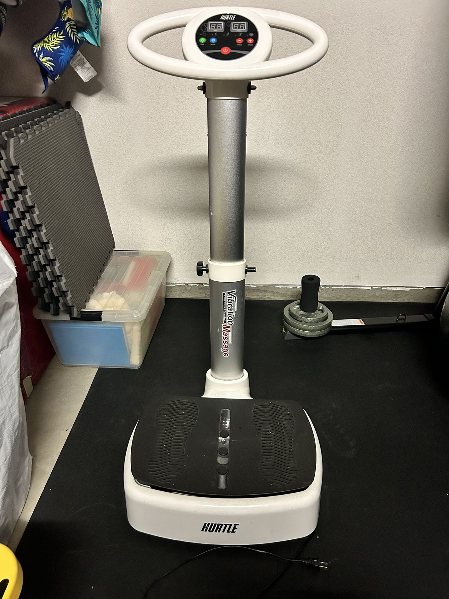 Hurtle Vibration Massage Workout Platform with Arm Support Handle