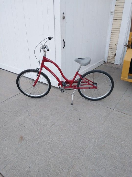 Electra bicycle "Townie" 26 Inch Tires