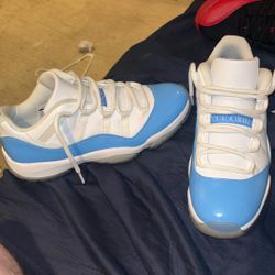 Jordan 11 Low UNC 2017