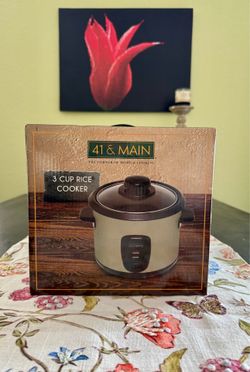 41 and & Main 3 Three Cup Rice Cooker