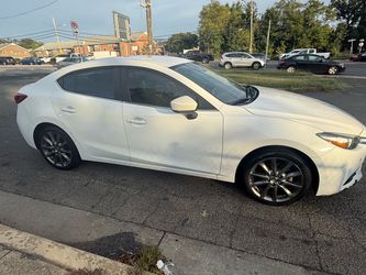 2018 Mazda Mazda3 Sport