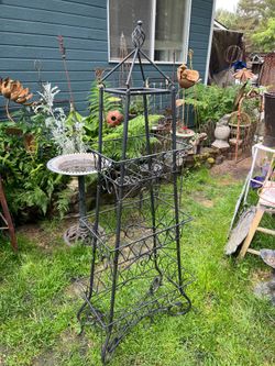 Three tier metal plant stand
