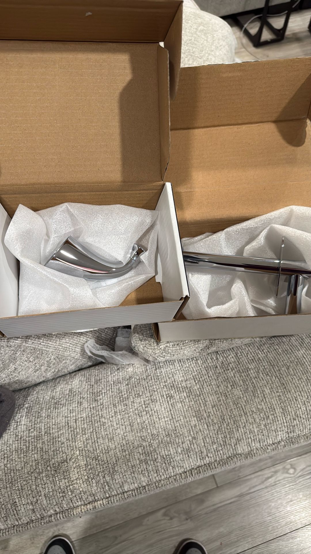 Kohler Robe Hook And Toilet Paper Holder