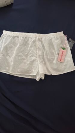strawberry skye shorts (XXL)