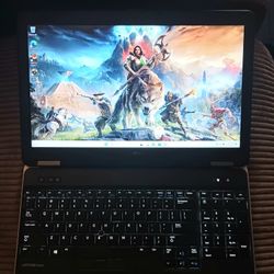 Dell 16 Inch Laptop Intel Core i7 CPU 16 GB RAM 512 GB SSD 1080P LCD ATI Radeon Graphics Webcam Windows Pro 64 Bit OS 