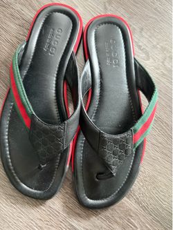 Gucci thong sandals. Hologram Classics.  Great condition. Size 10.  $225