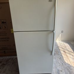 Whirlpool Refrigerator 